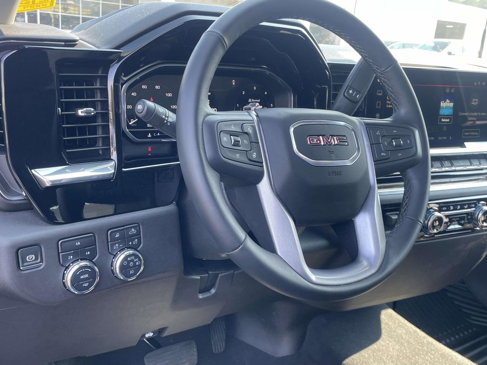 2025 GMC Sierra 2500HD SLE - Photo 10