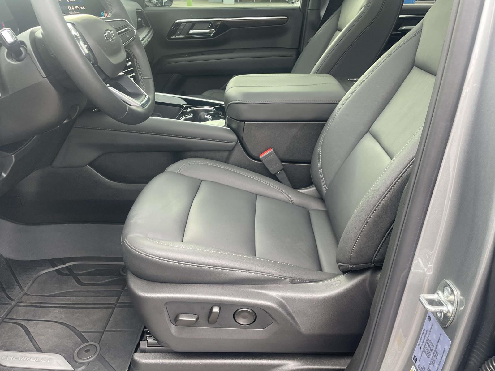 2026 Chevrolet Tahoe Z71 - Photo 14