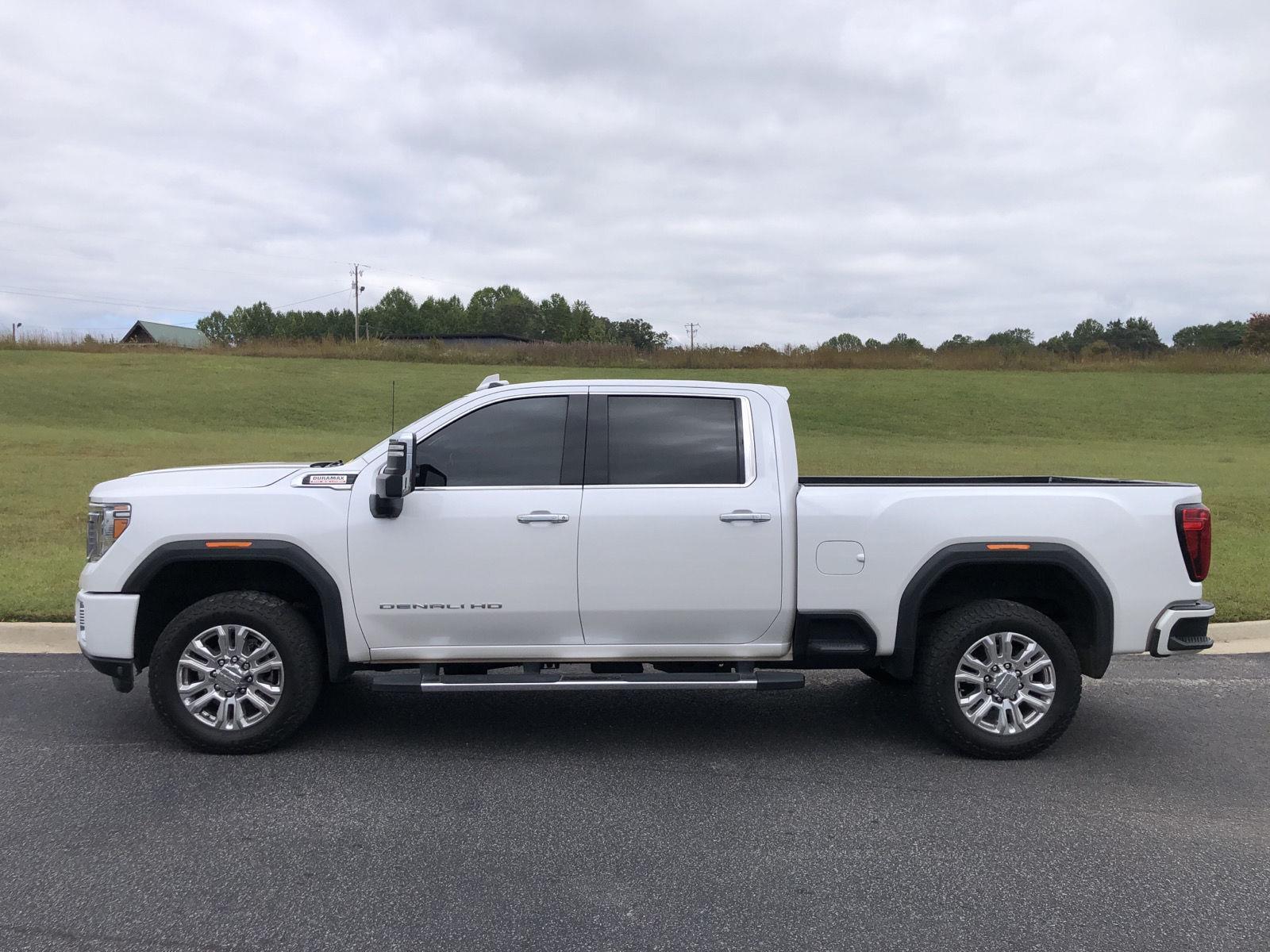 2020 Gmc Sierra 2500 HD Denali photo 2