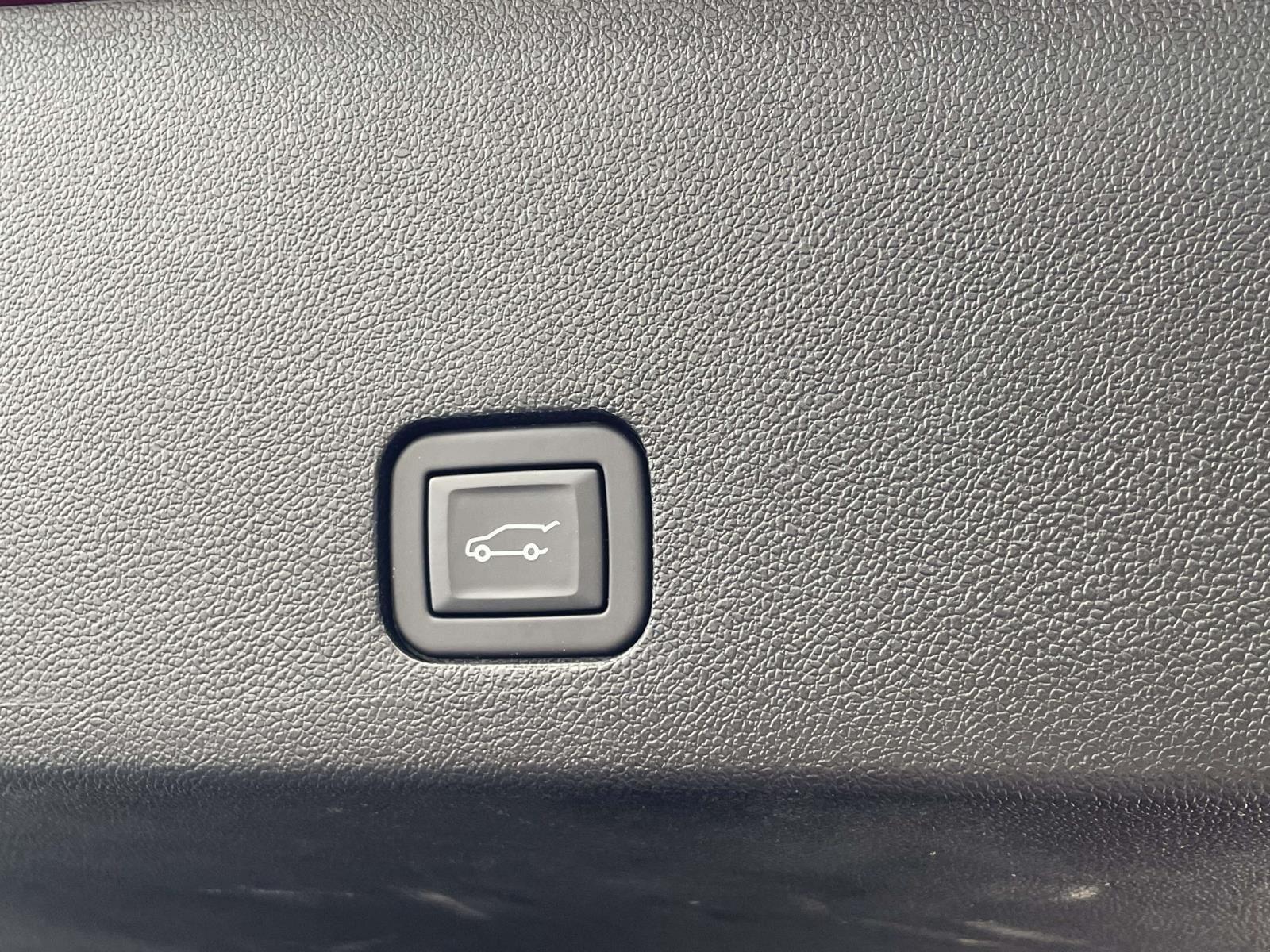 2024 Cadillac XT6 Sport - Photo 12