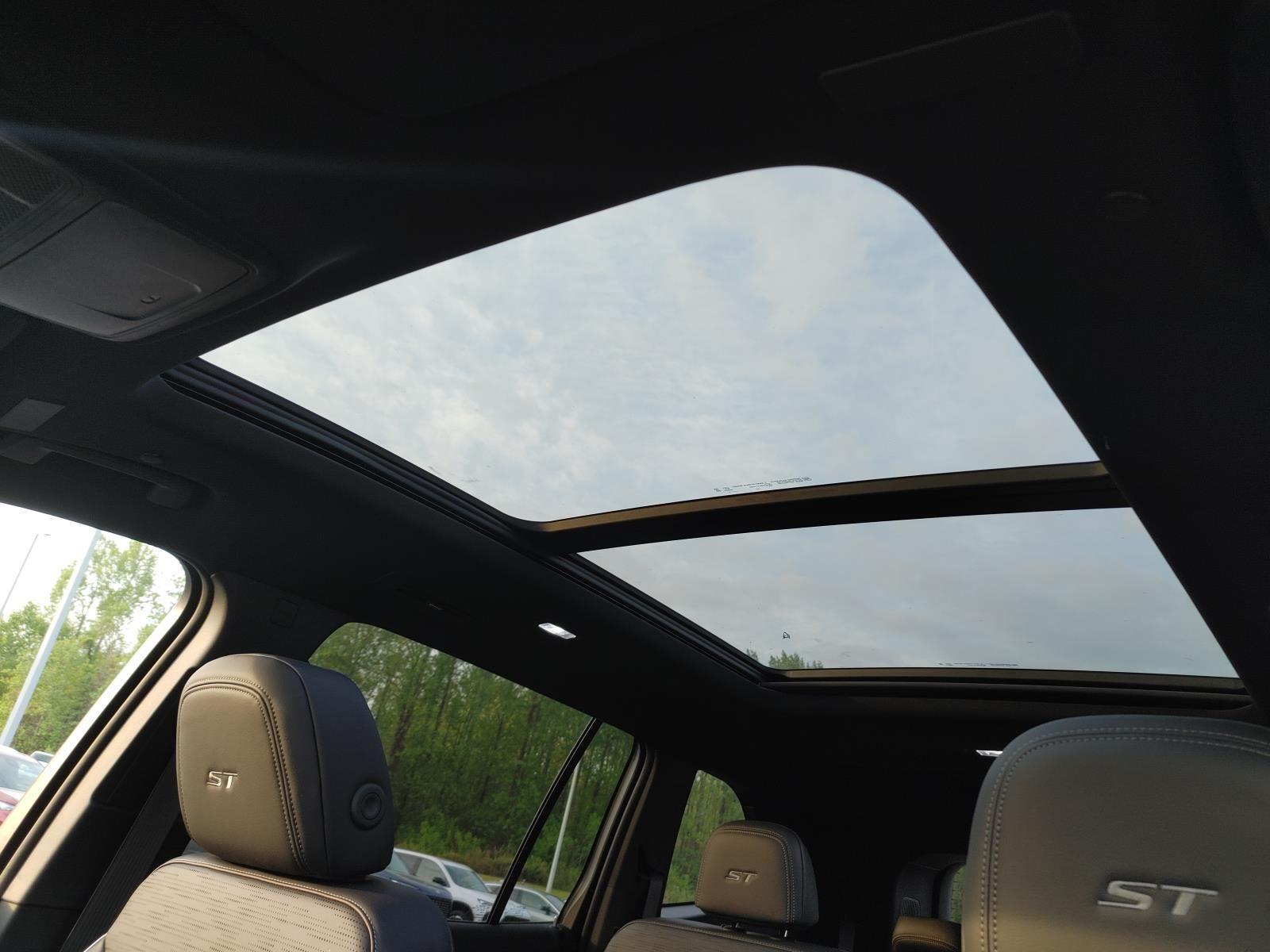 2025 Buick Enclave Sport Touring - Photo 10