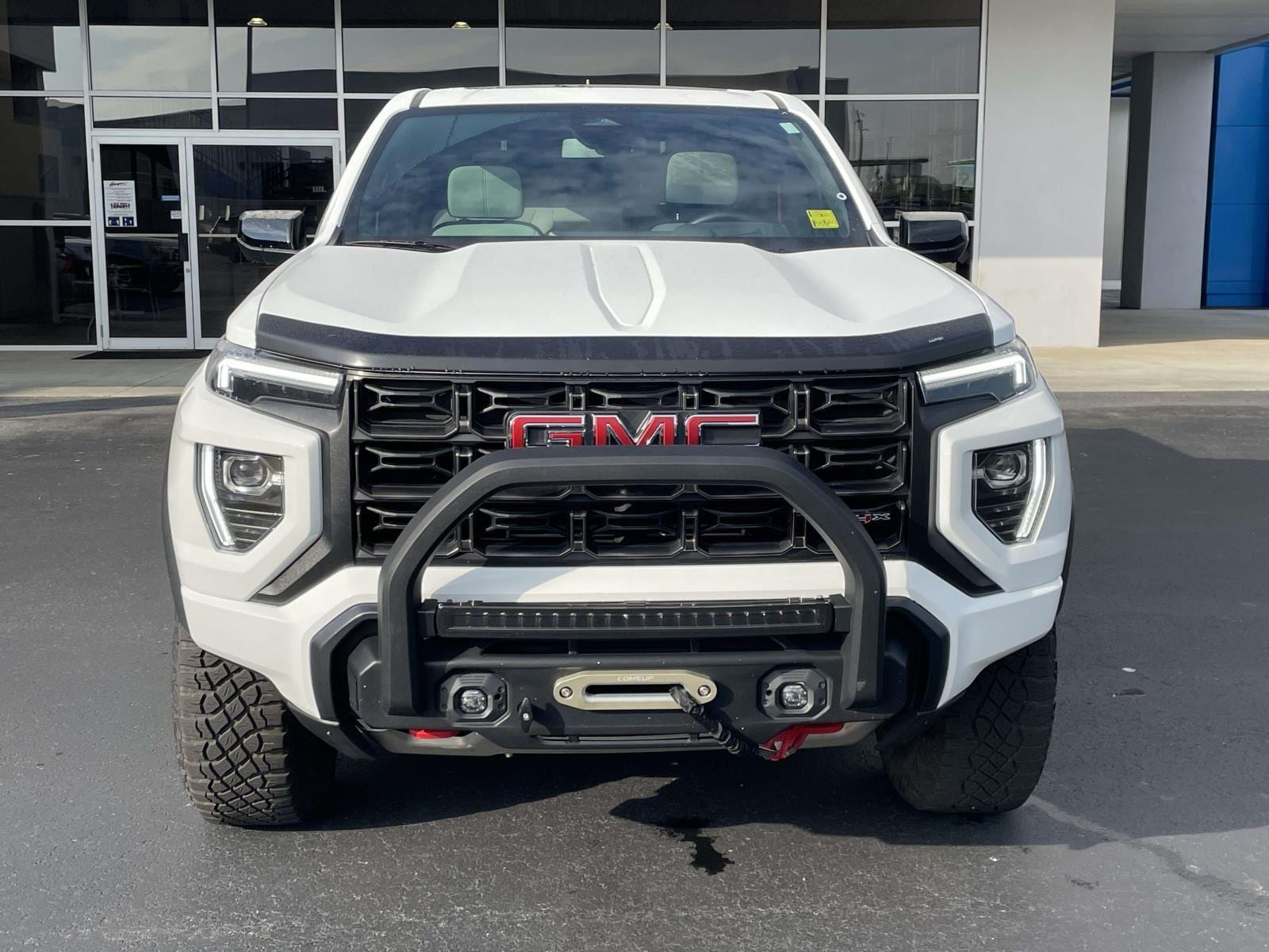 2023 GMC Canyon AT4X - Photo 8