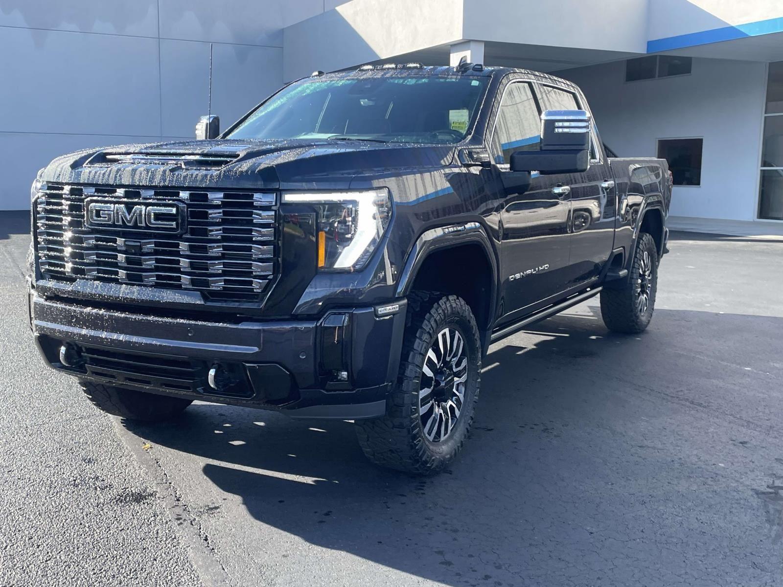 2025 GMC Sierra 2500HD Denali Ultimate - Photo 8