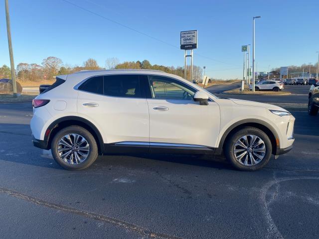 2025 Buick Envision Preferred photo 2