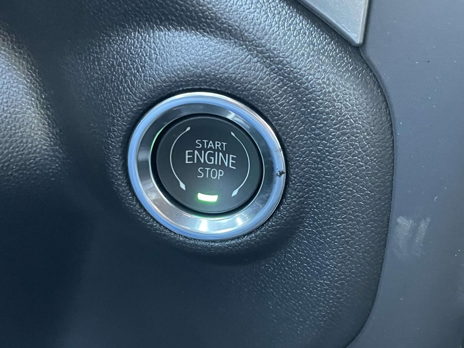 2026 Gmc Sierra 3500 HD SLE photo 3