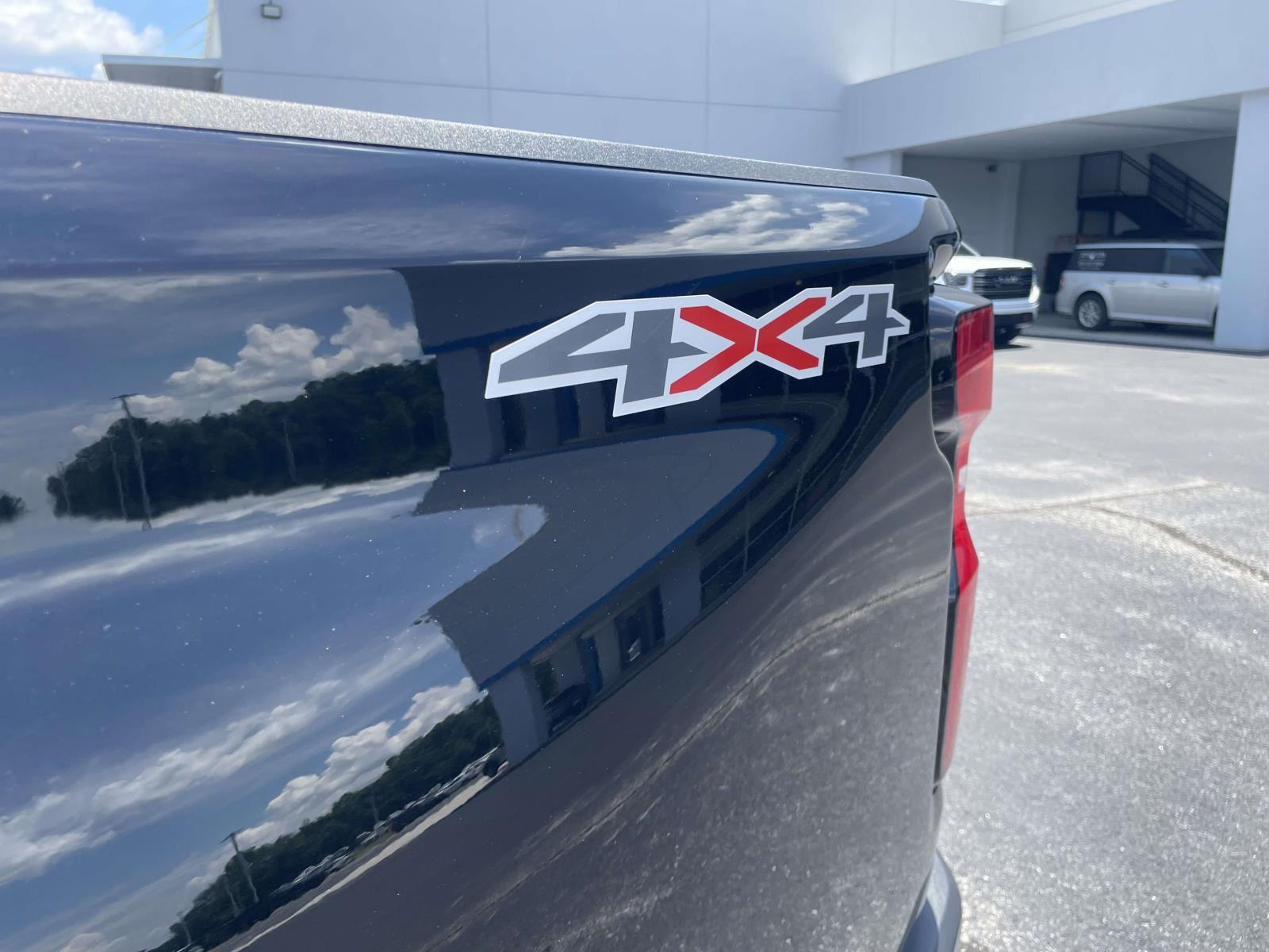 2025 Chevrolet Silverado 2500HD LTZ - Photo 12