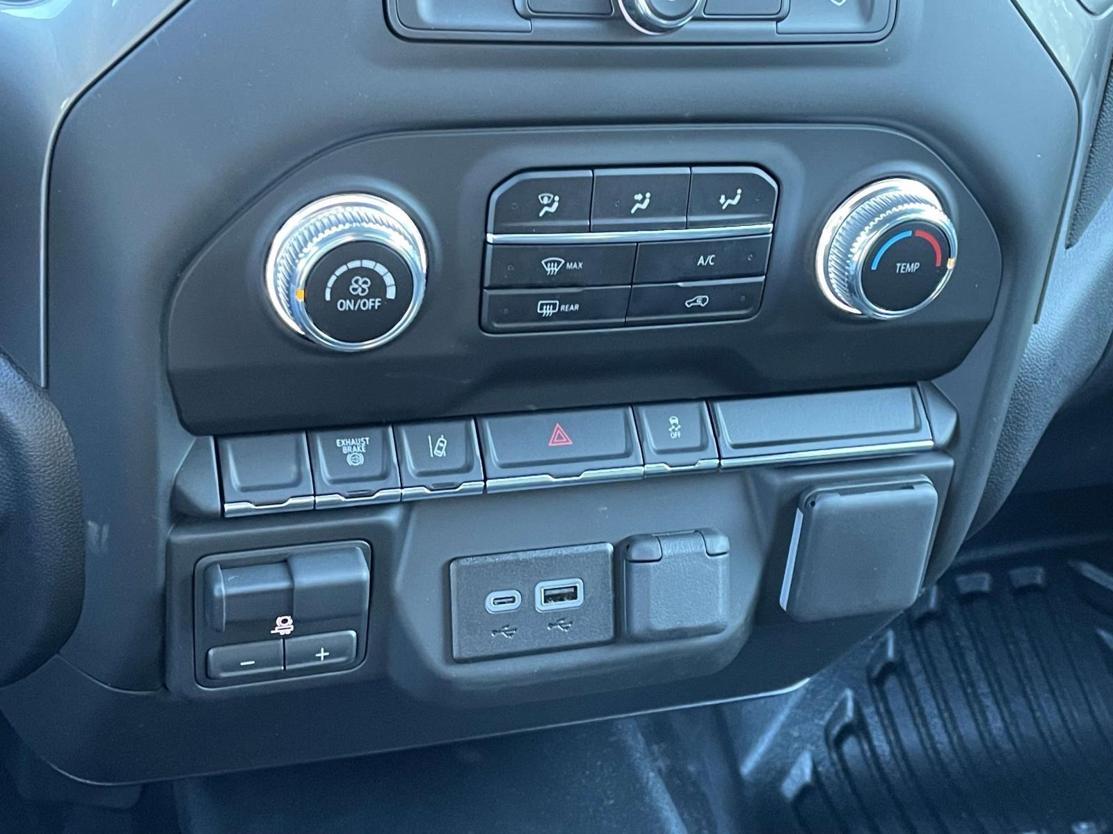 2026 Gmc Sierra 3500 HD SLE photo 2