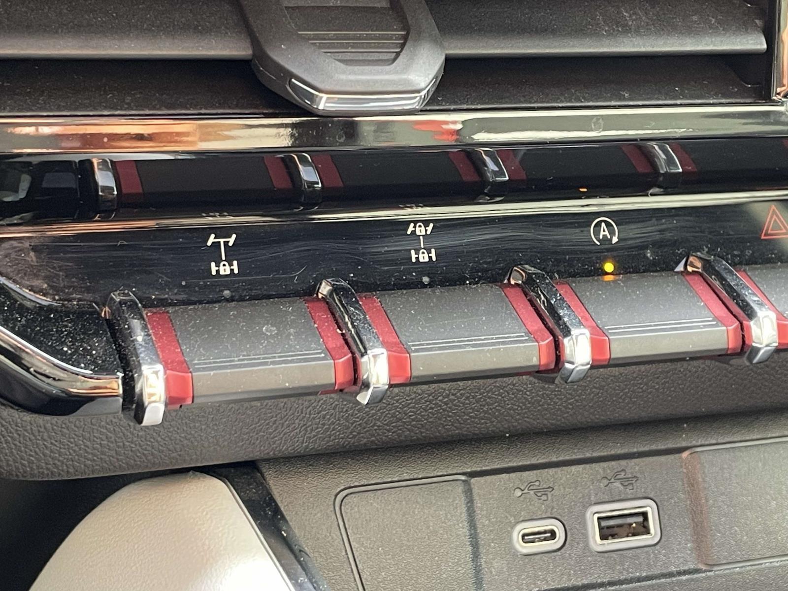 2023 GMC Canyon AT4X - Photo 26