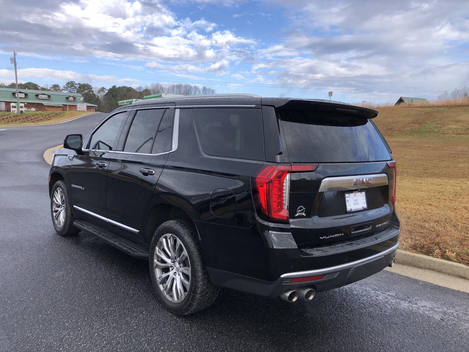 2021 Gmc Yukon Denali photo 2