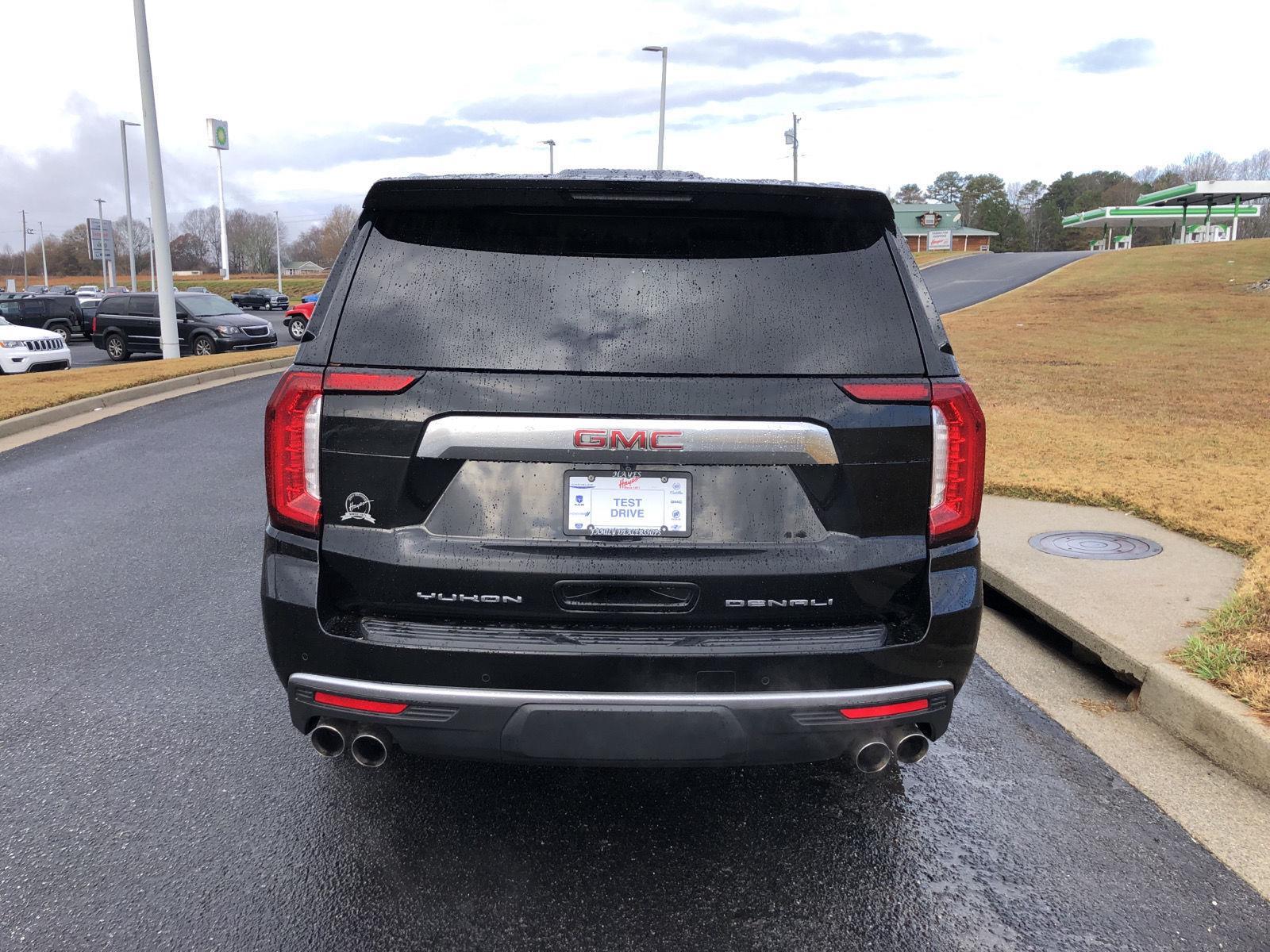 2021 Gmc Yukon Denali photo 3