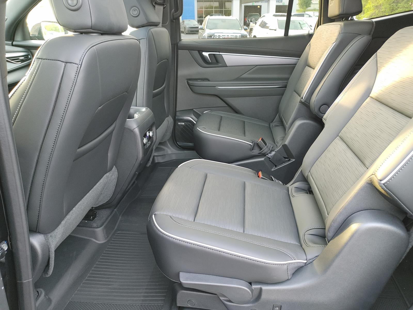 2025 Buick Enclave Sport Touring - Photo 6