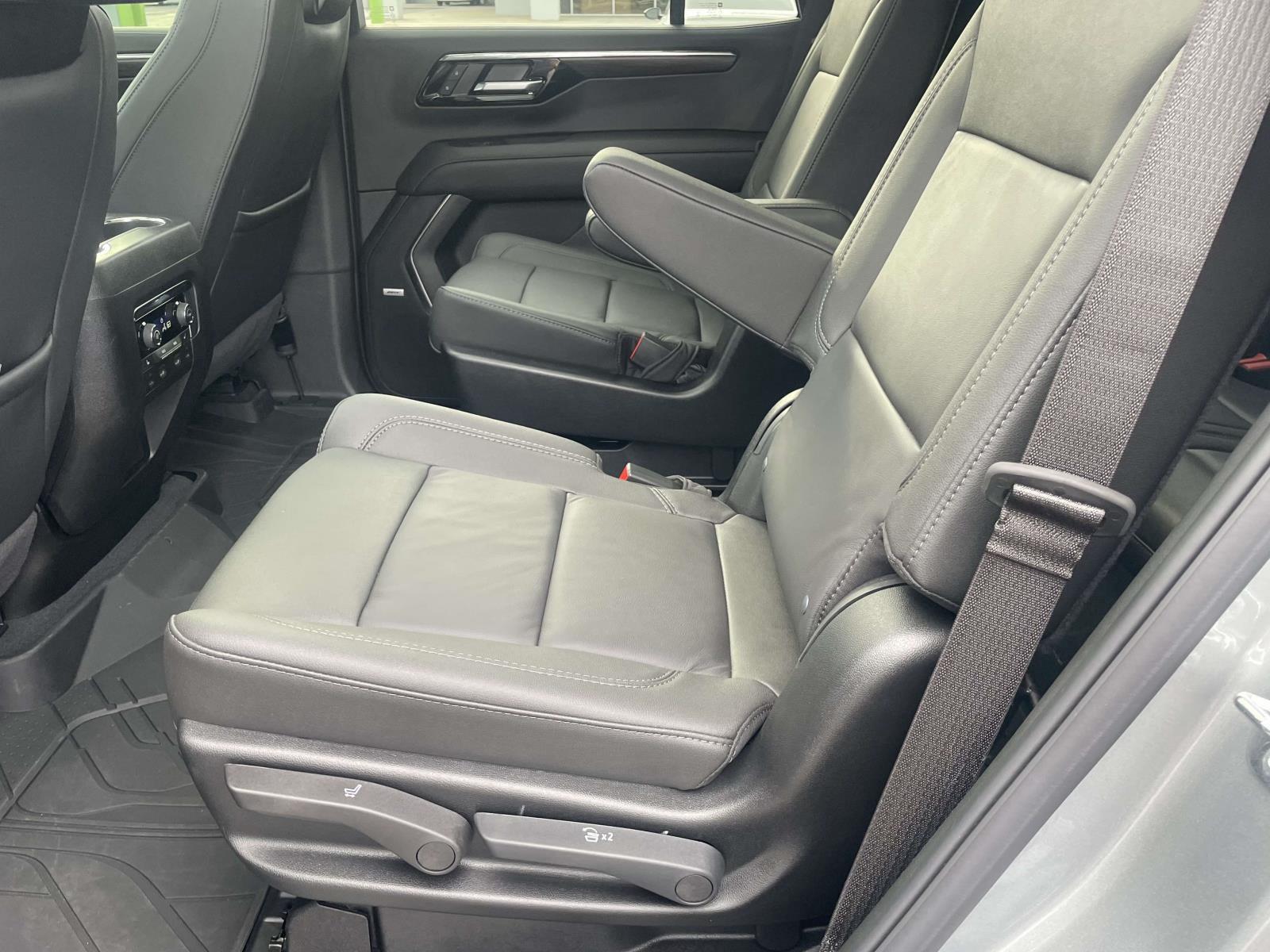 2026 Chevrolet Tahoe Z71 - Photo 11