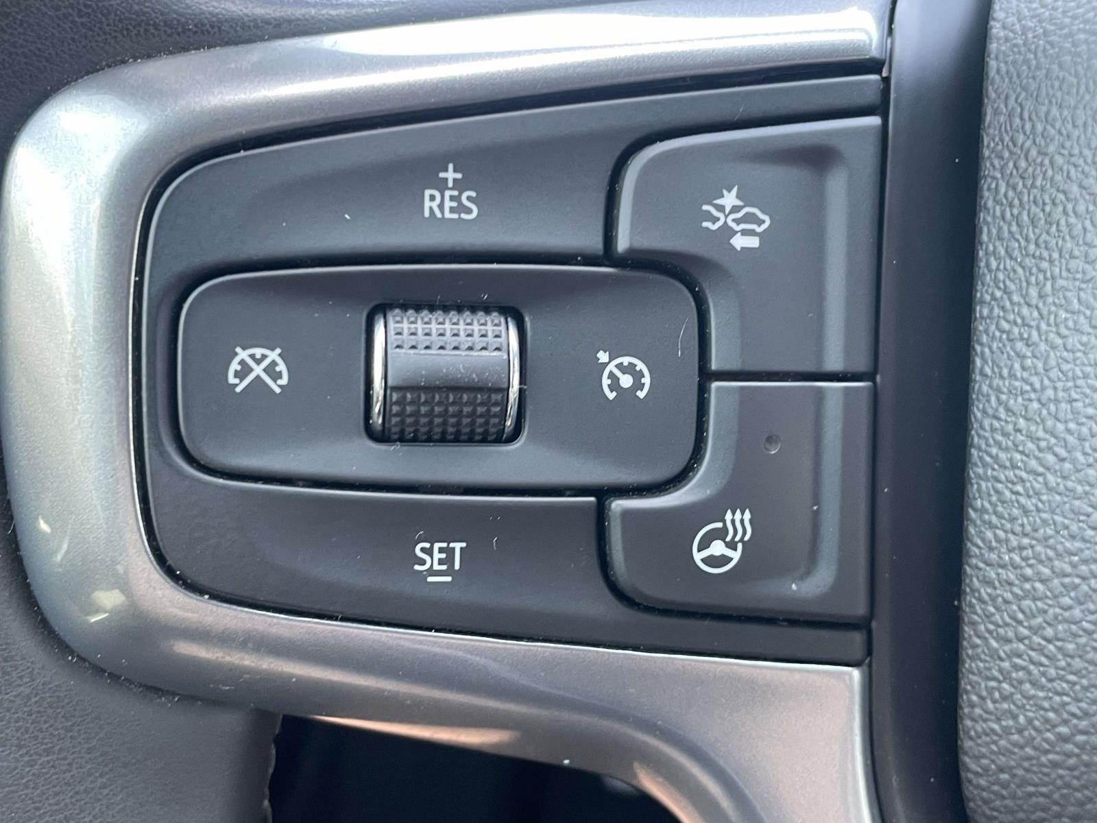 2025 Chevrolet Silverado 2500HD LTZ - Photo 26