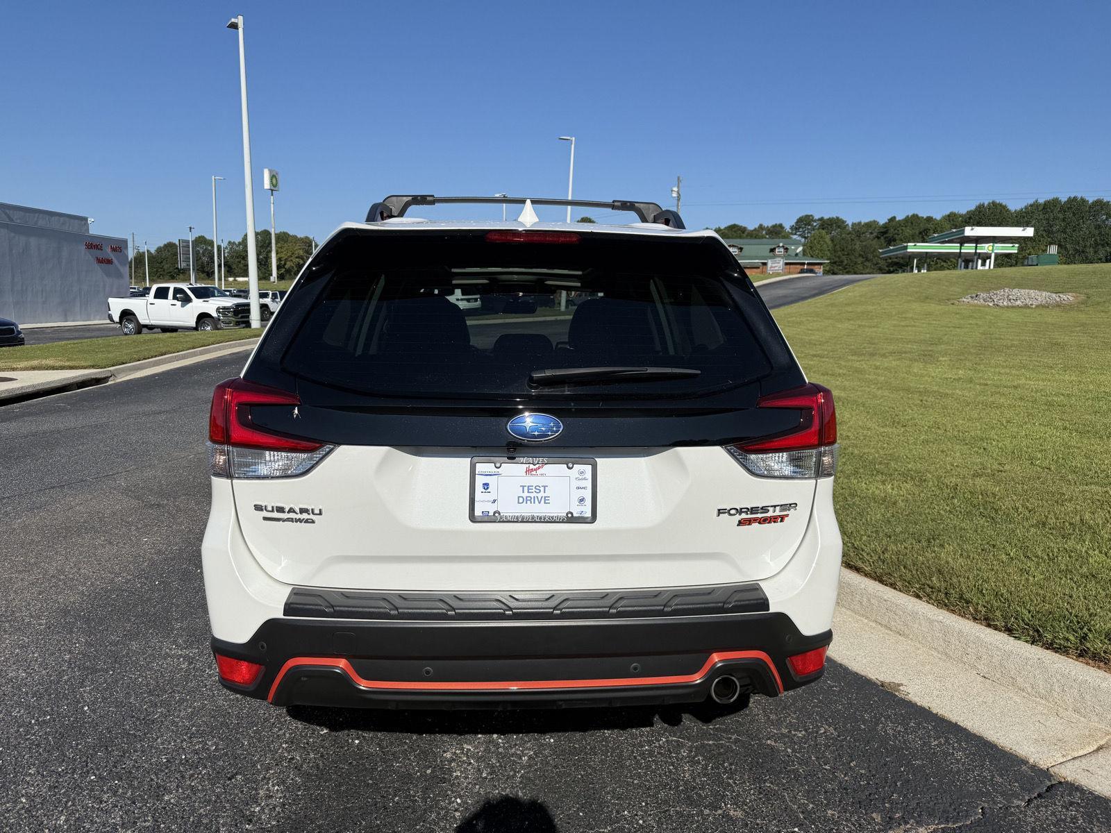 2023 Subaru Forester Sport photo 2