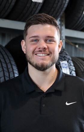 Staff member Alec Banks from ID_de7bc0