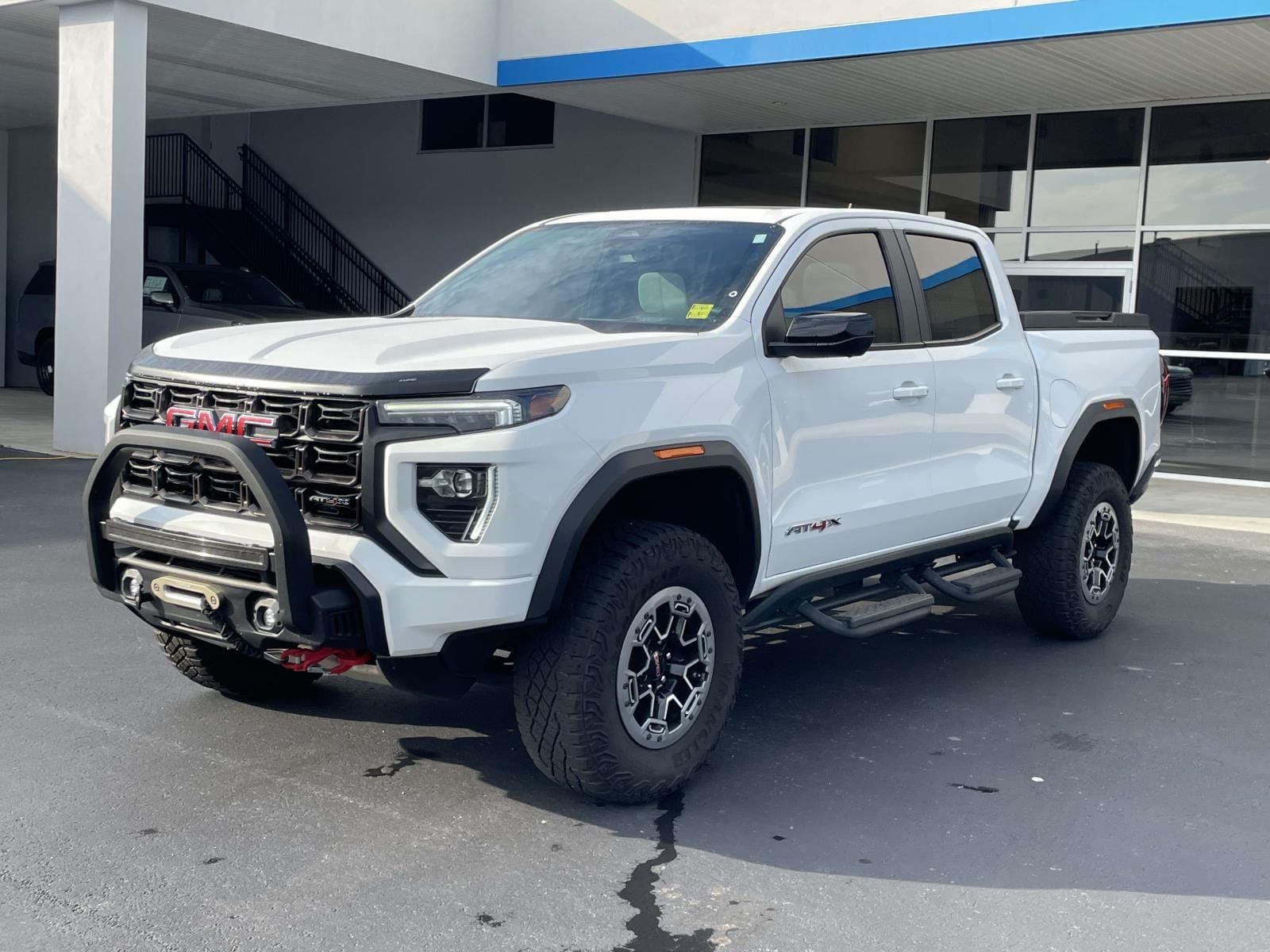 2023 GMC Canyon AT4X - Photo 7