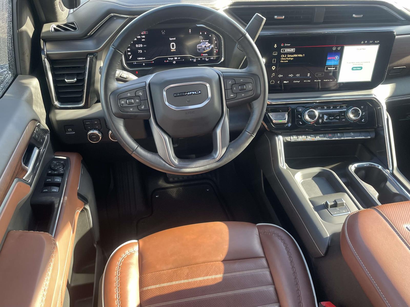 2025 GMC Sierra 2500HD Denali Ultimate - Photo 13