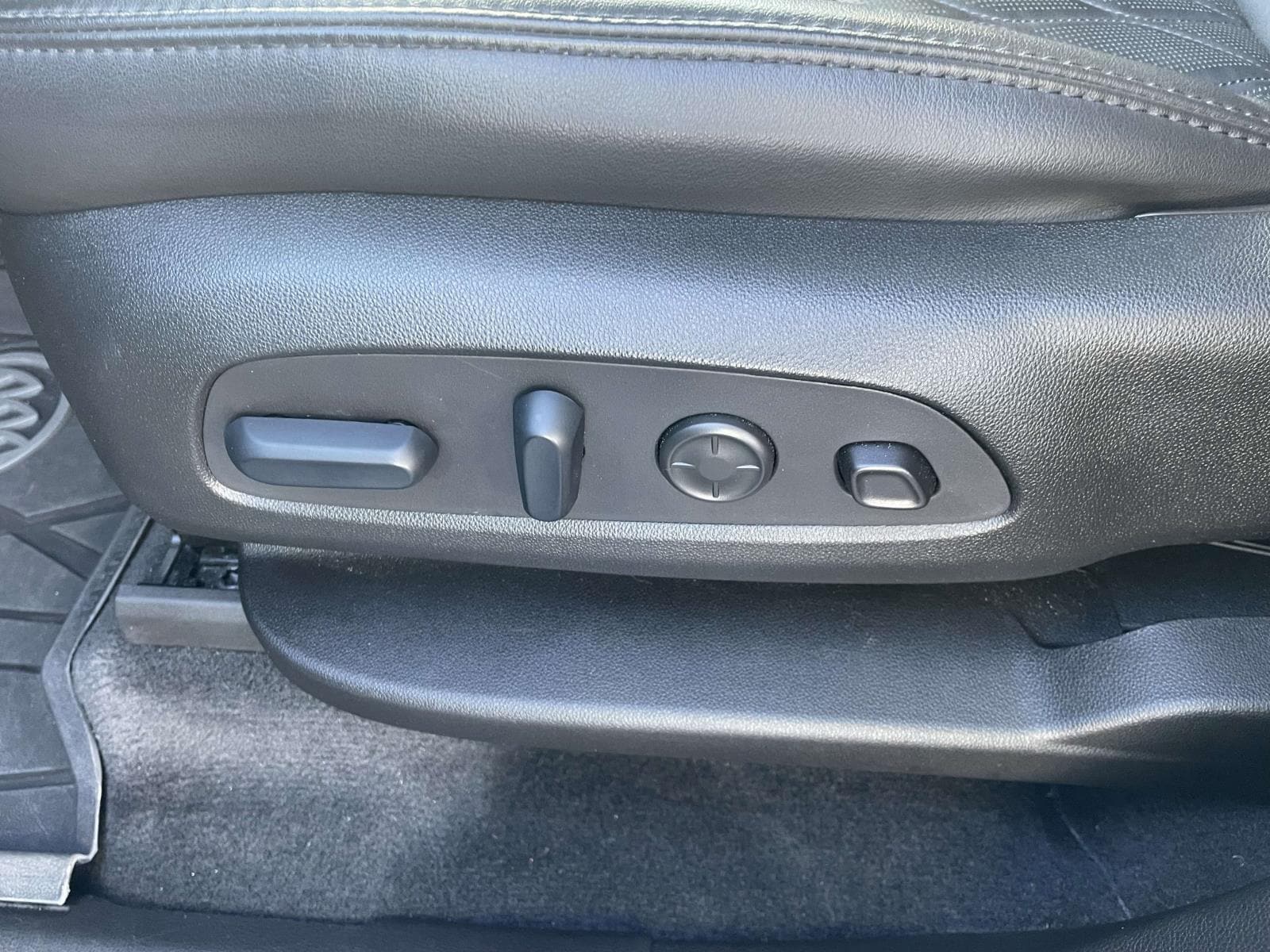 2024 Buick Enclave Avenir - Photo 17