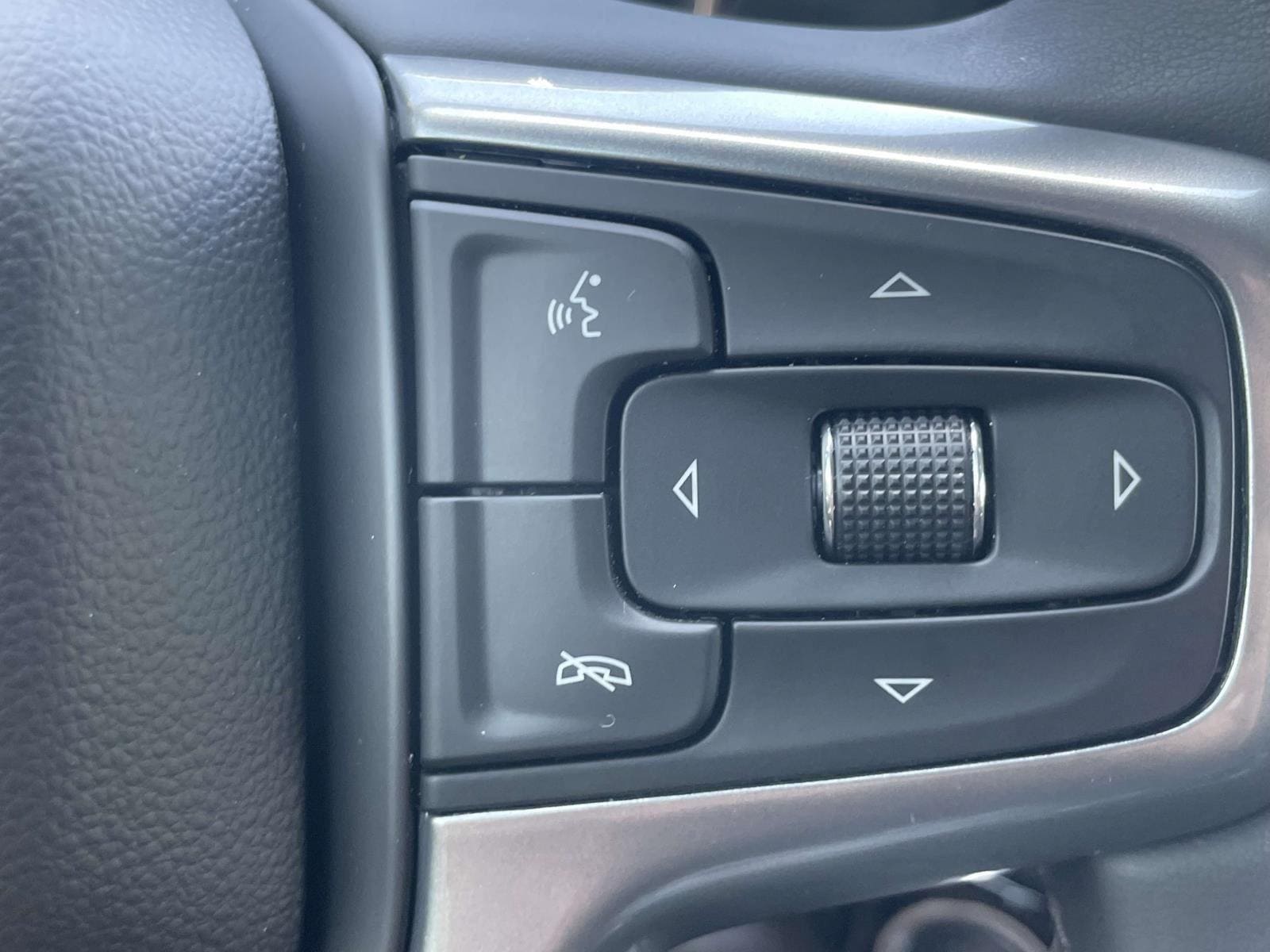 2025 Chevrolet Silverado 2500HD LTZ - Photo 25