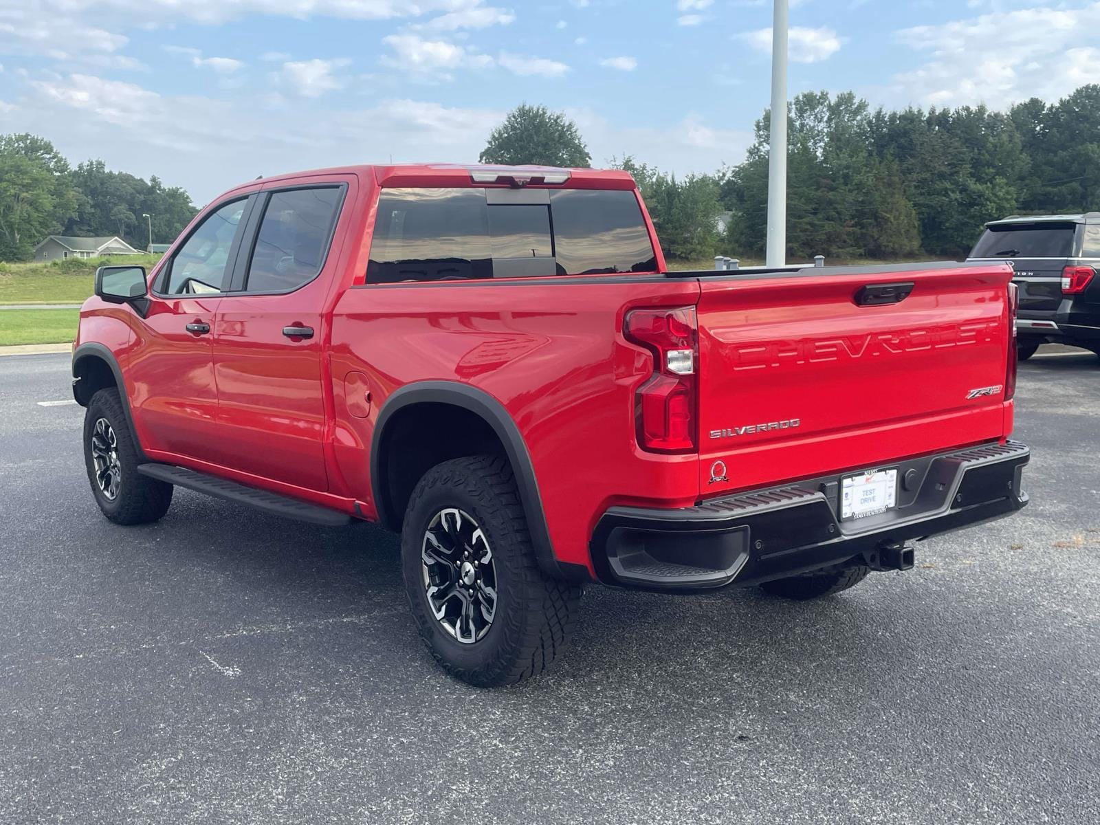 2024 Chevrolet Silverado 1500 ZR2 - Photo 7