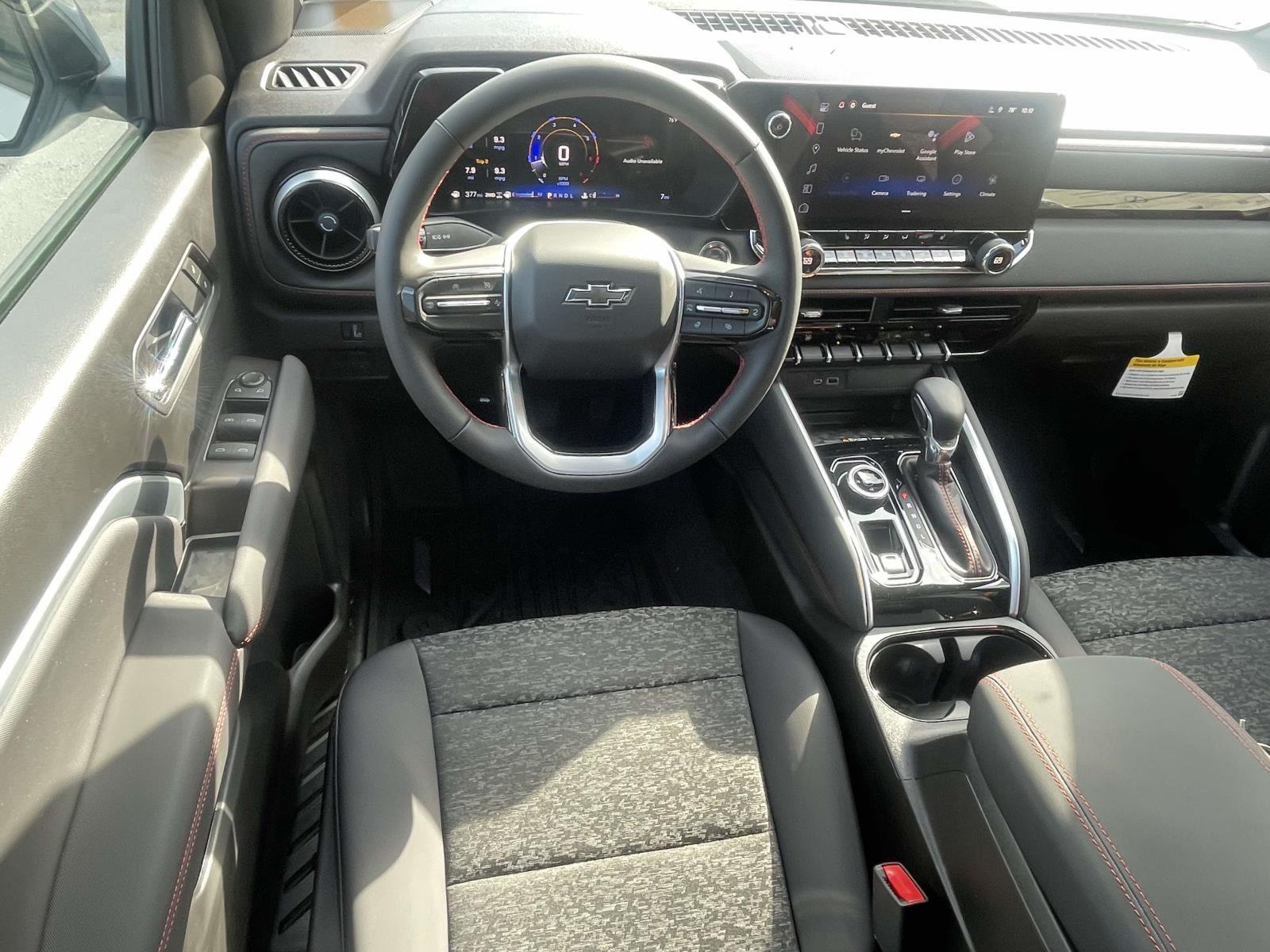 2026 Chevrolet Colorado Z71 - Photo 8
