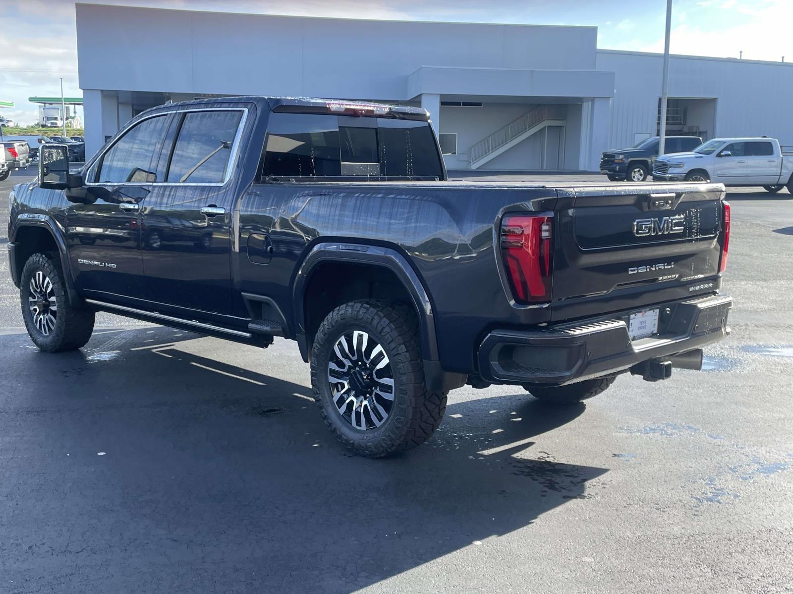 2025 GMC Sierra 2500HD Denali Ultimate - Photo 6