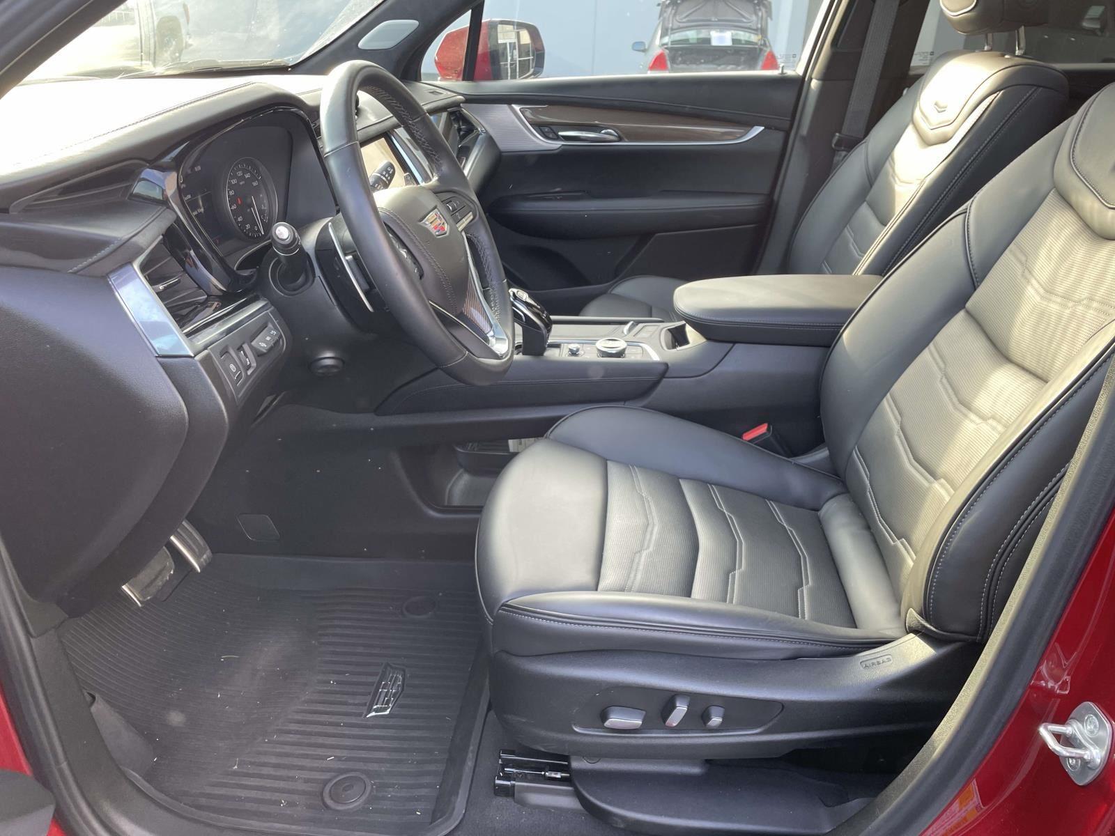 2024 Cadillac XT6 Sport - Photo 15