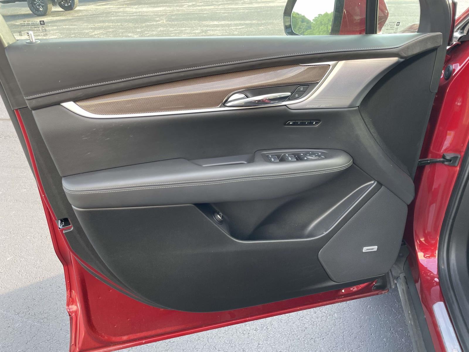 2024 Cadillac XT6 Sport - Photo 16