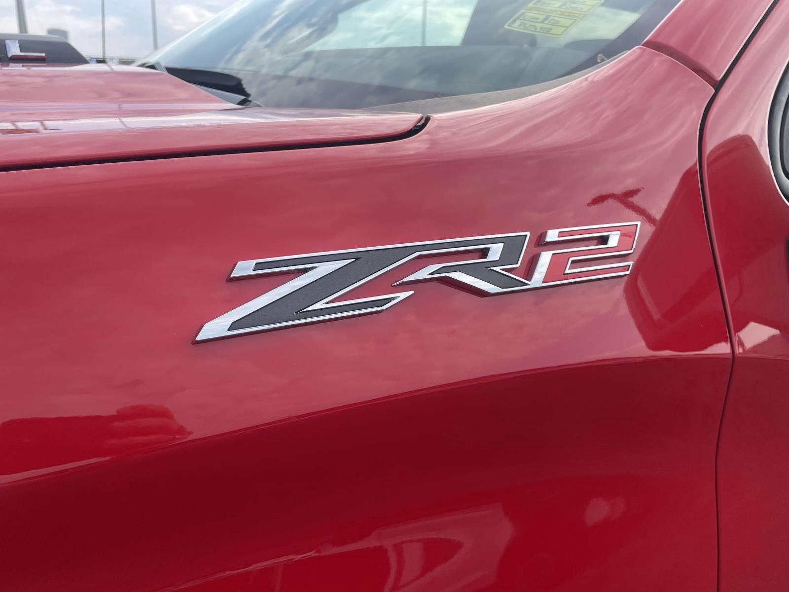 2024 Chevrolet Silverado 1500 ZR2 - Photo 12