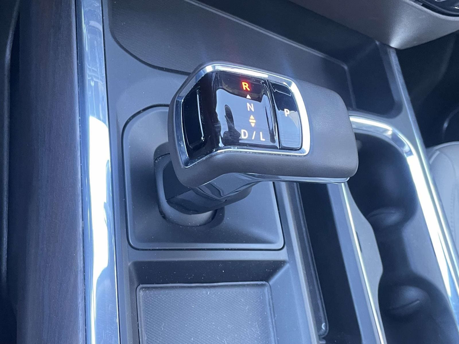 2024 GMC Sierra 1500 SLT - Photo 12