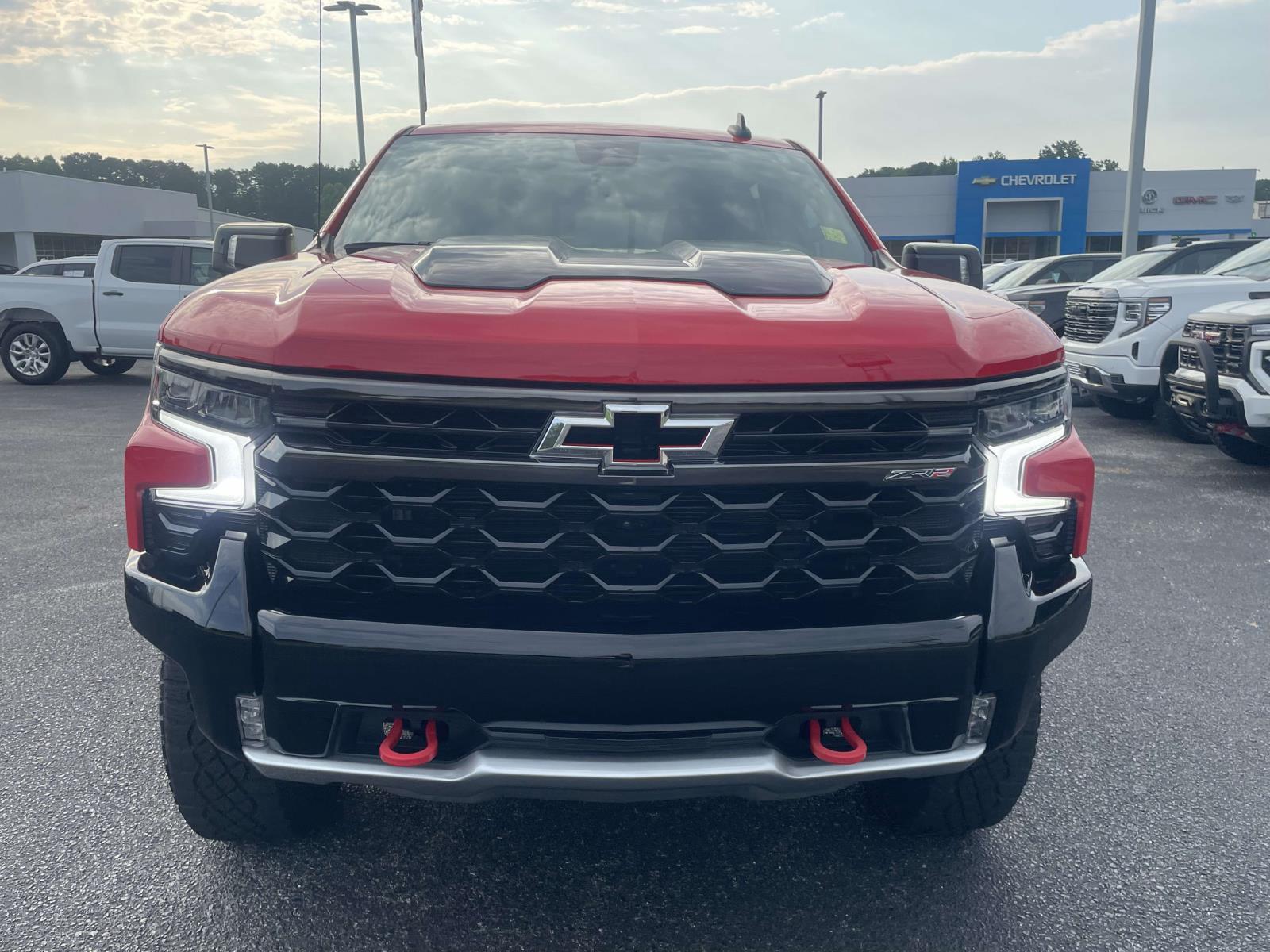 2024 Chevrolet Silverado 1500 ZR2 - Photo 10