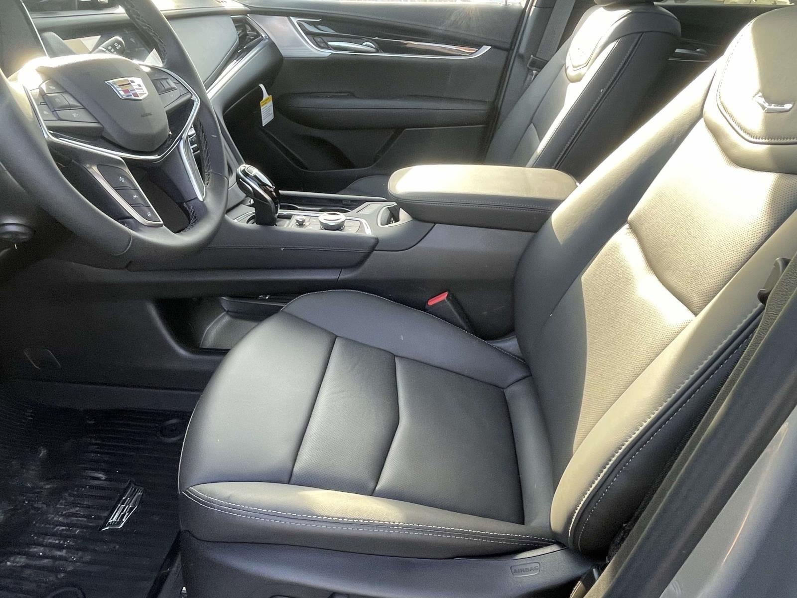 2026 Cadillac XT5 Premium Luxury - Photo 6