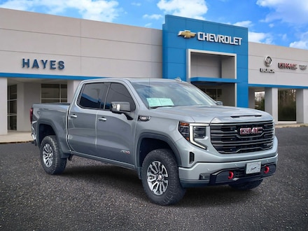 2023 GMC Sierra 1500 AT4 Truck Crew Cab