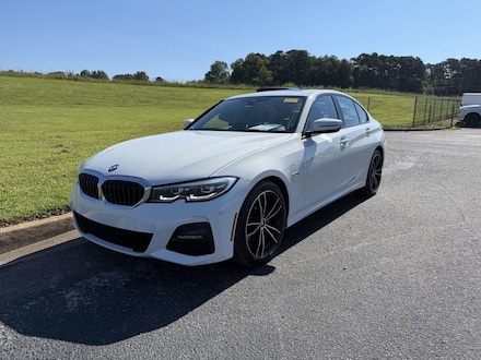 2022 BMW 3 Series 330e