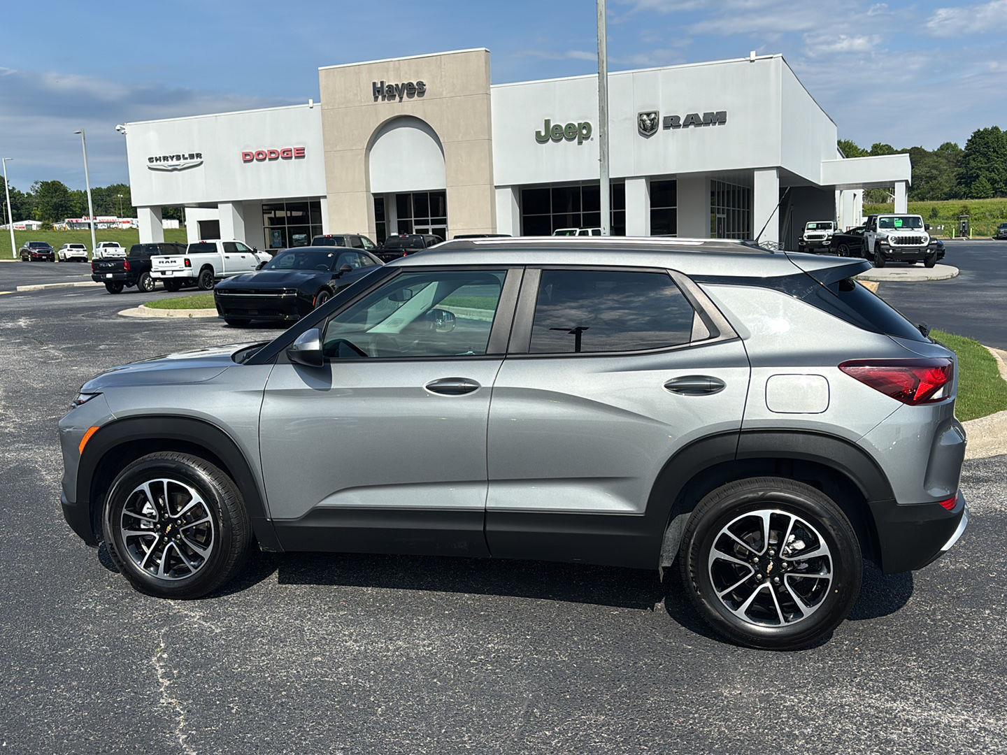2024 Chevrolet TrailBlazer LT - Photo 1