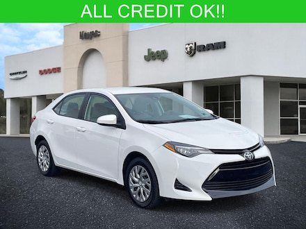 2017 Toyota Corolla LE Sedan