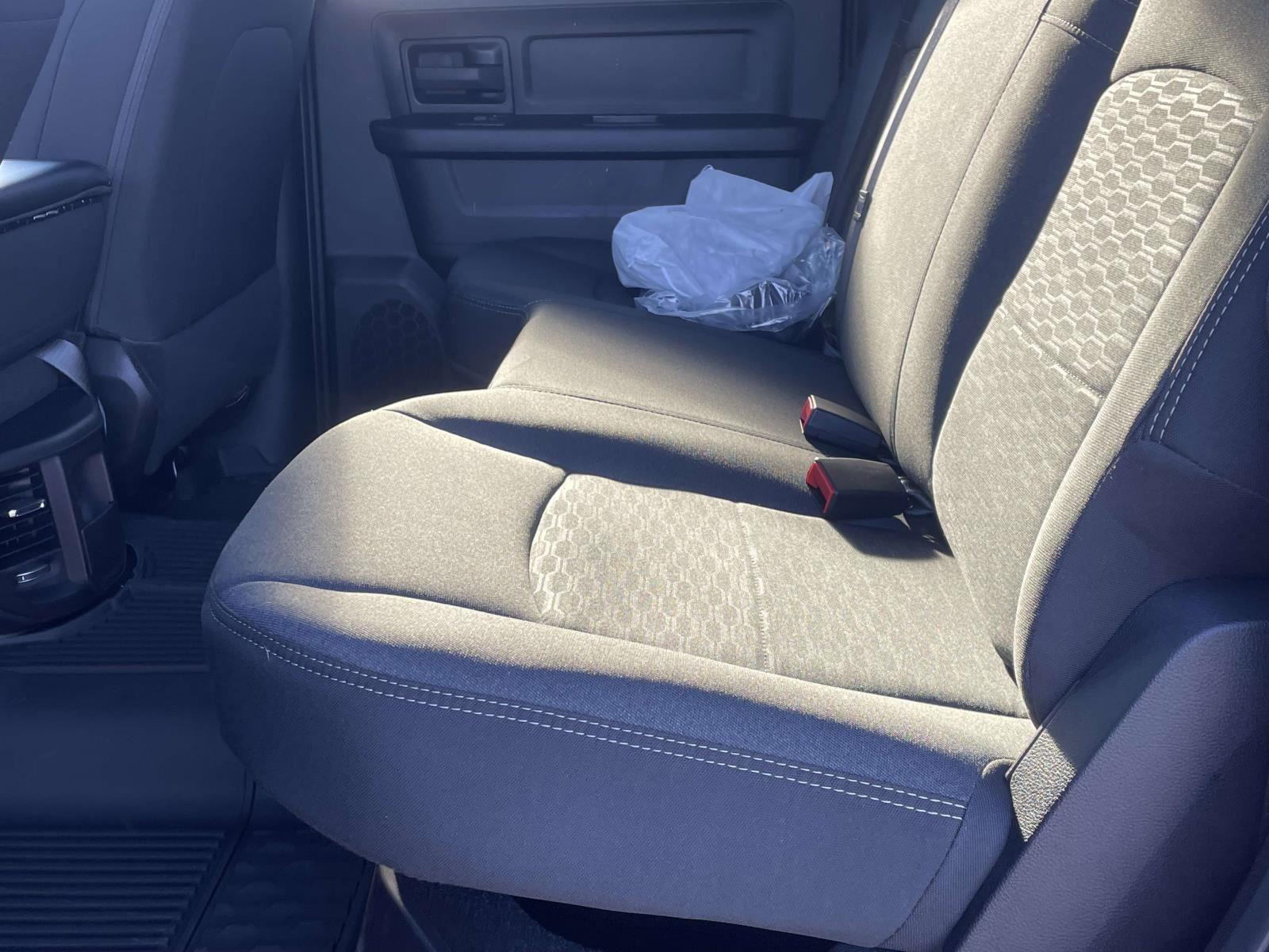 2026 RAM 2500 Tradesman - Photo 9