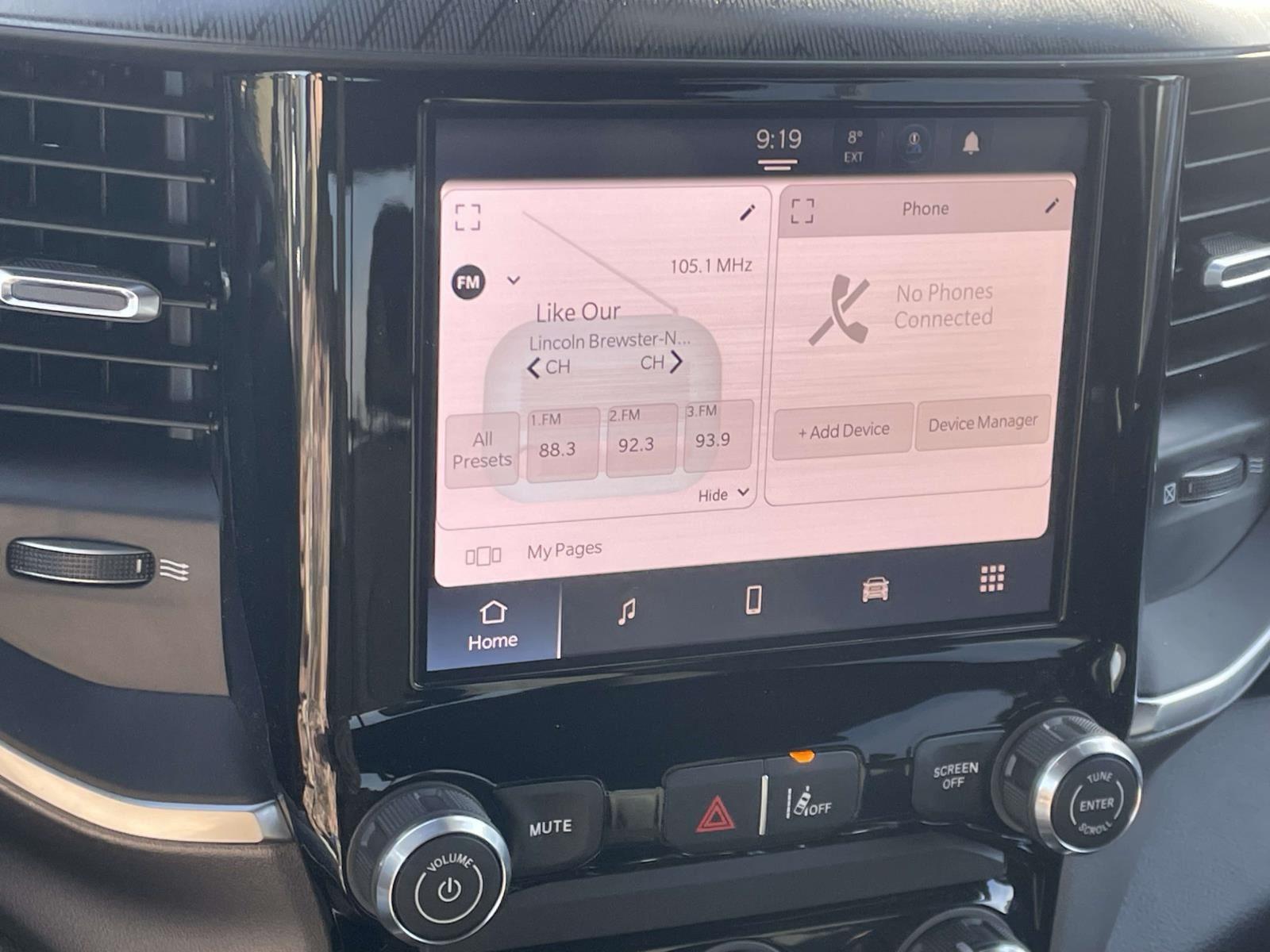 2026 RAM 1500 Express - Photo 8