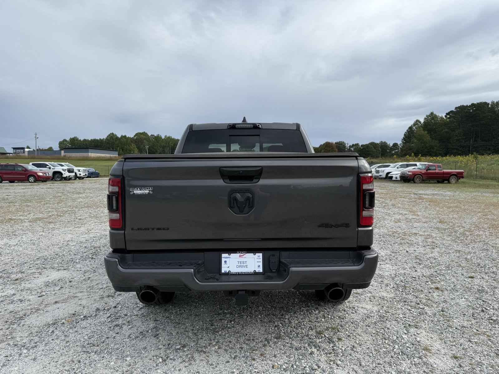 2023 Ram 1500 Limited photo 3