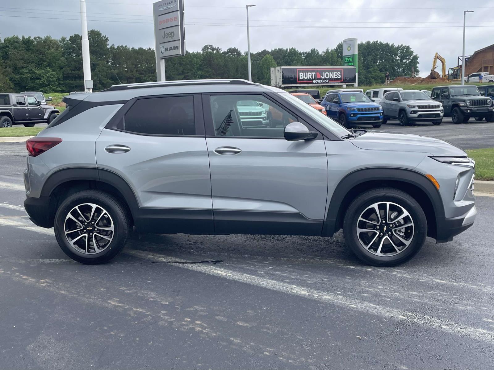 Used 2024 Chevrolet Trailblazer LT SUV