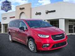 2025 Chrysler Pacifica Select Passenger Van