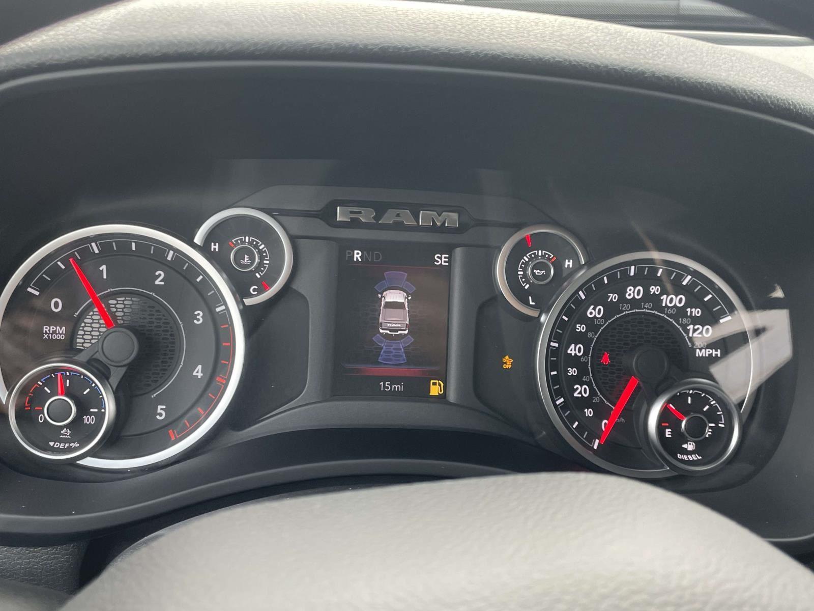 2026 RAM 2500 Tradesman - Photo 6