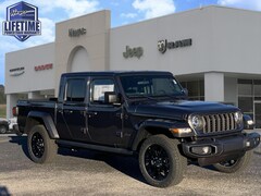 2025 Jeep Gladiator Nighthawk Pickup