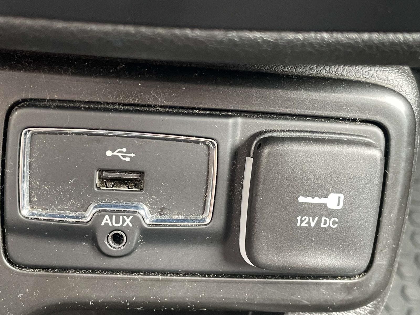 2023 Jeep Renegade Latitude - Photo 29