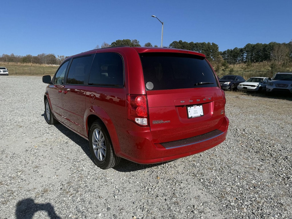Used 2016 Dodge Grand Caravan SXT Van