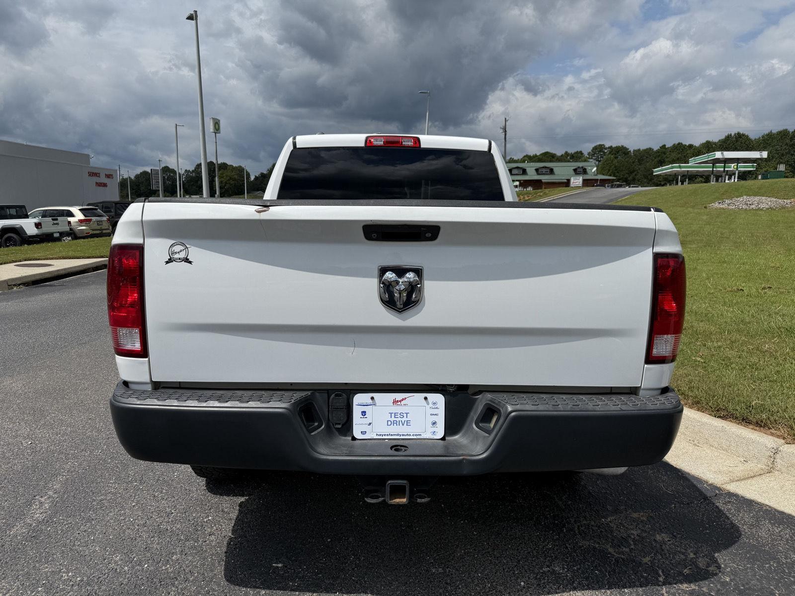 2015 Ram 1500 Tradesman photo 4