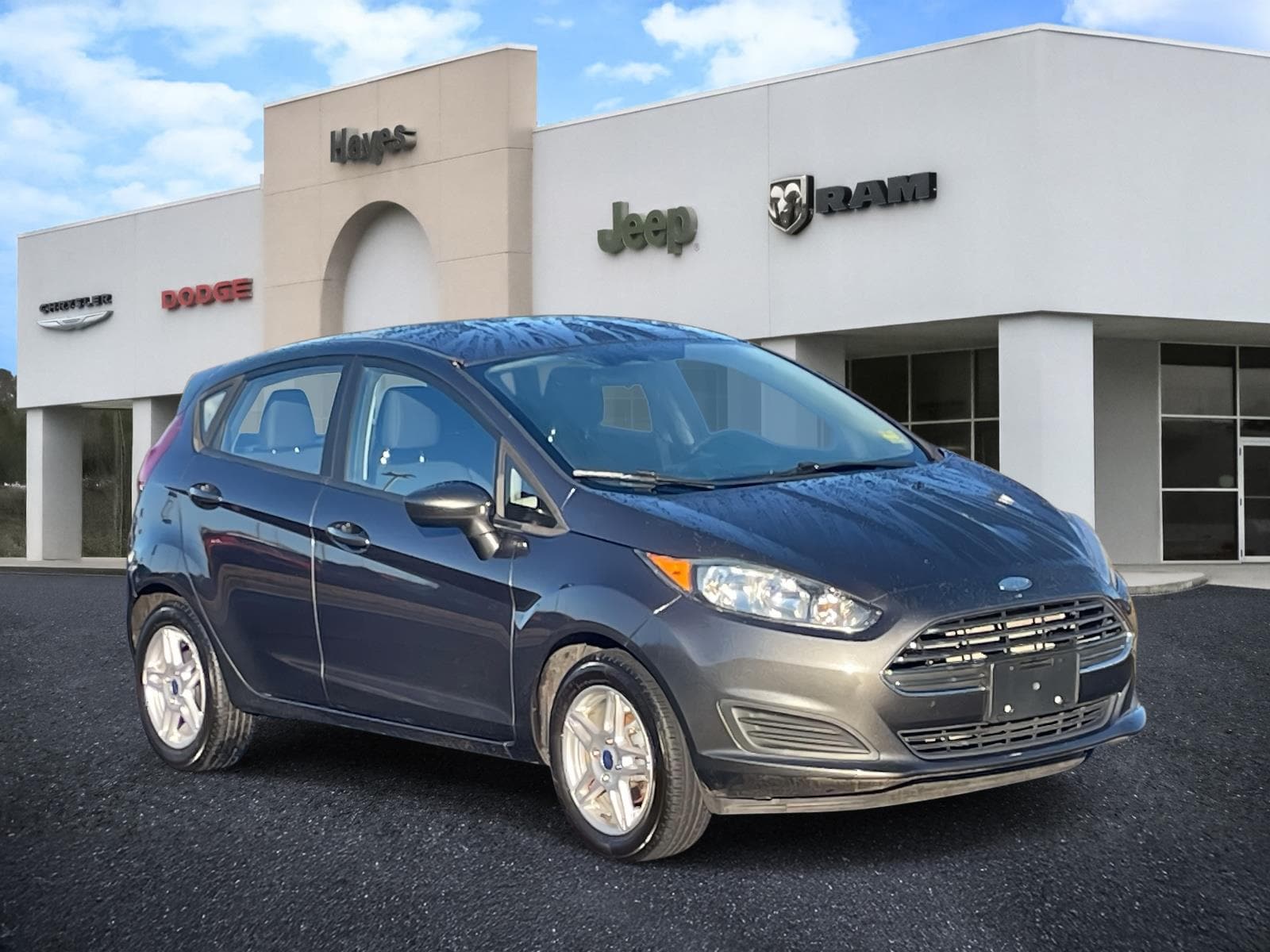 2017 Ford Fiesta SE's photo