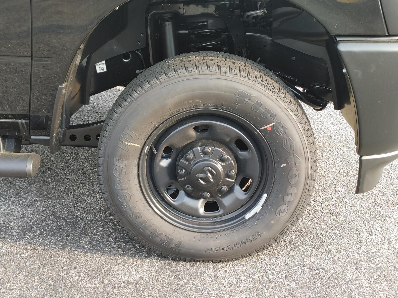 2025 Ram 2500 Tradesman photo 2