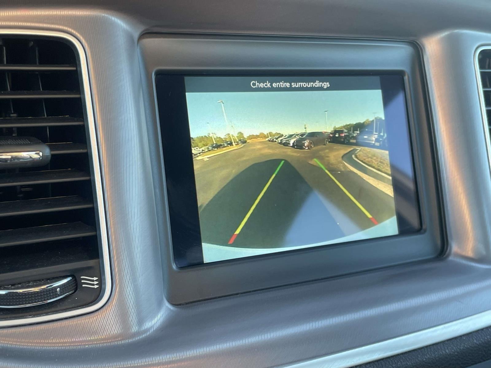 2022 Dodge Charger SXT photo 2