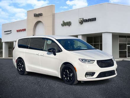 2024 Chrysler Pacifica Hybrid S Appearance Pkg Van